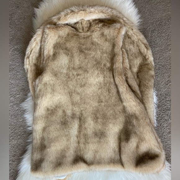 Anthropologie Faux Fur Vest - Picture 3 of 3